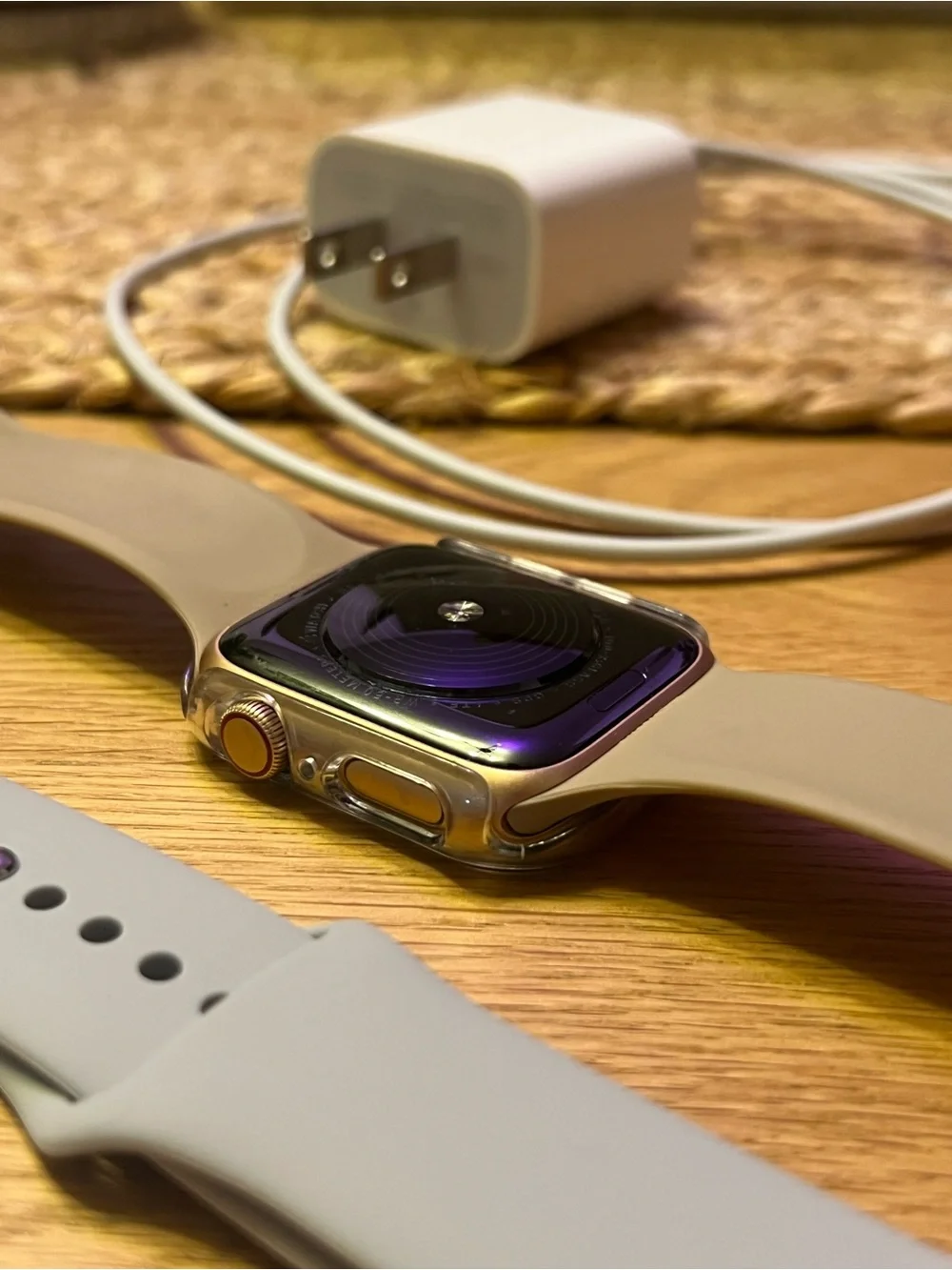 Apple Watch SE (GPS + Cellular) Rose Gold 44 mm